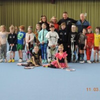 eine bunte Faschingsgruppe